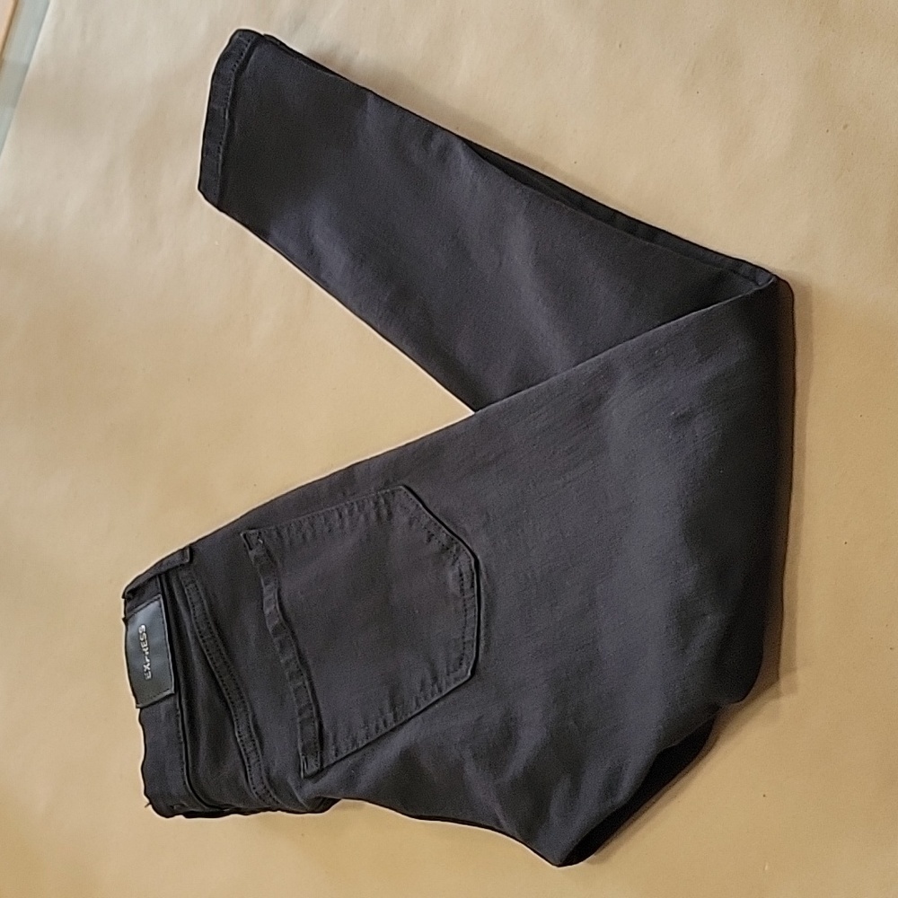 Express, Size 00 Short, Skinny Black Jeans. Excellent Used Condition